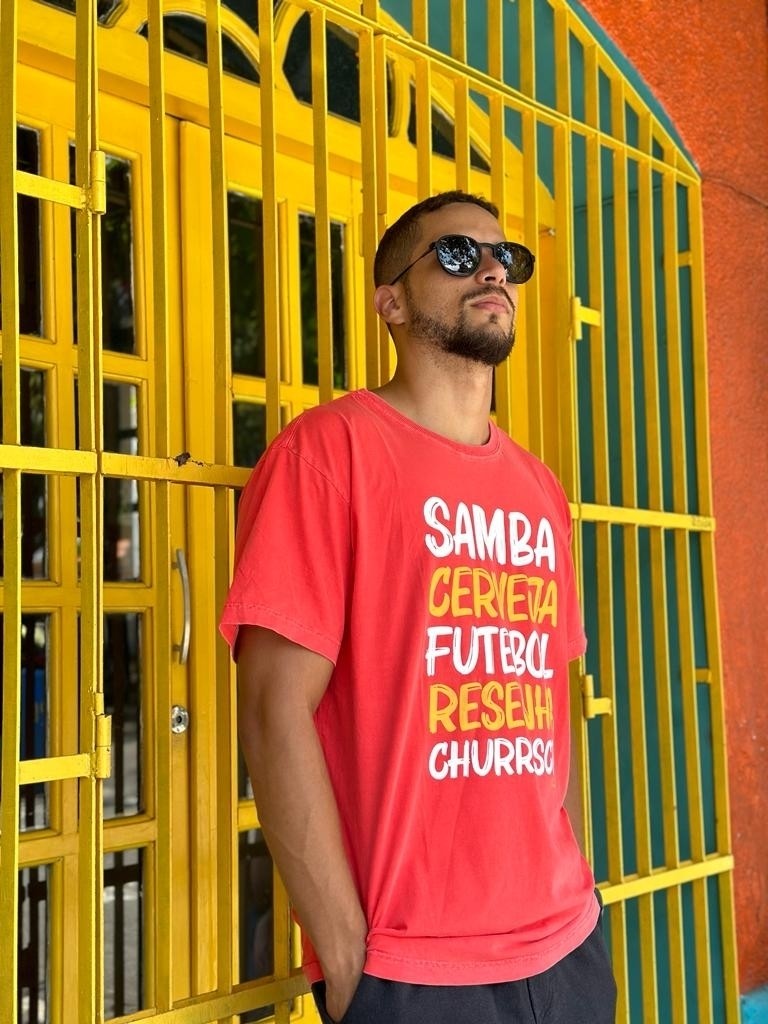 T-Shirt Samba Cerveja Cereja