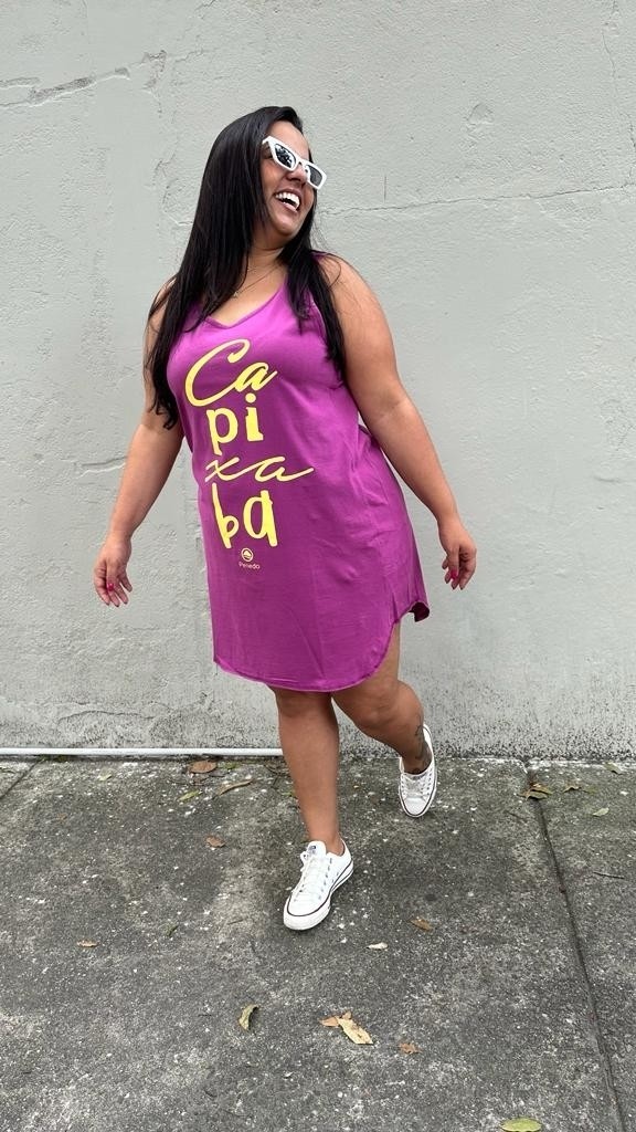 Vestido Curto Regata Silabas Capixaba Roxo