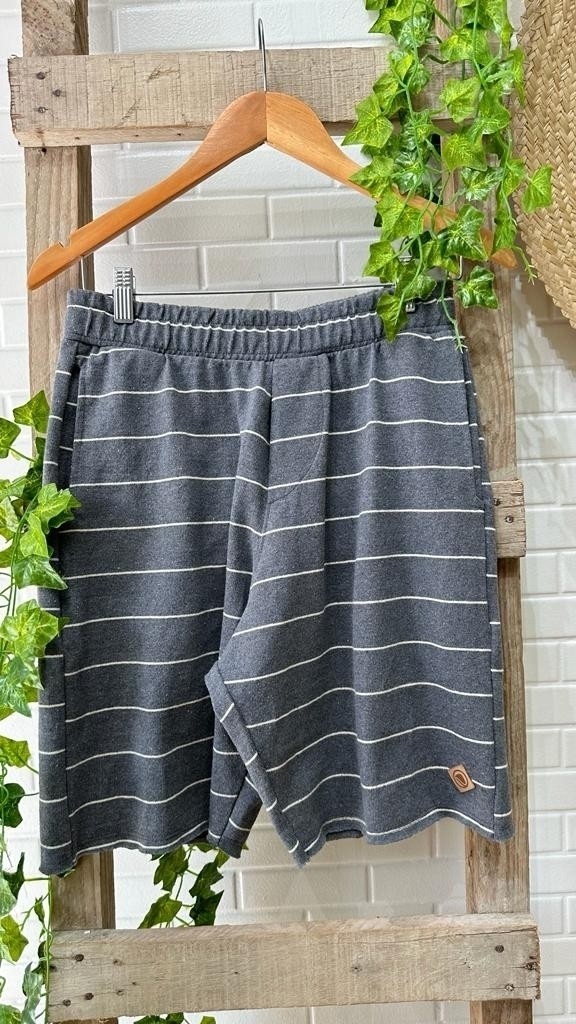 Bermuda  Linho Com Algodão Listrado Chumbo