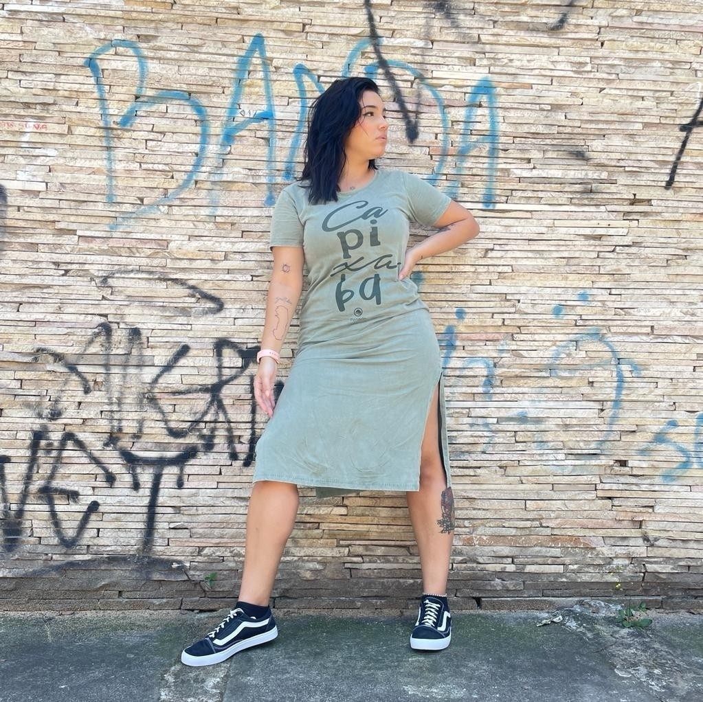 Dress Midi Manga Capixaba Em Sílabas Verde Oliva