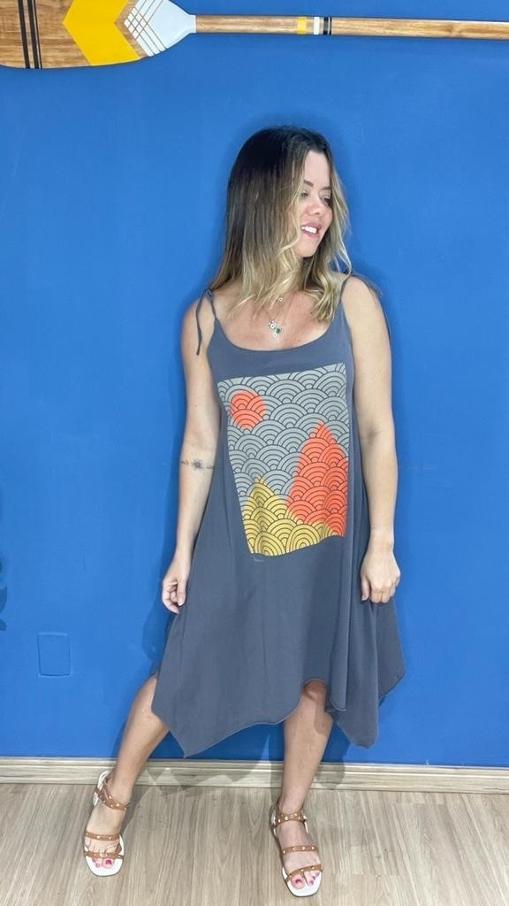 Vestido Pontas Por Do Sol E Montanha Chumbo 